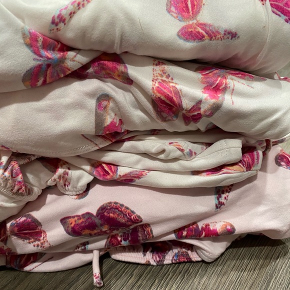 Crop top white pink bundle two tops - Picture 5 of 5